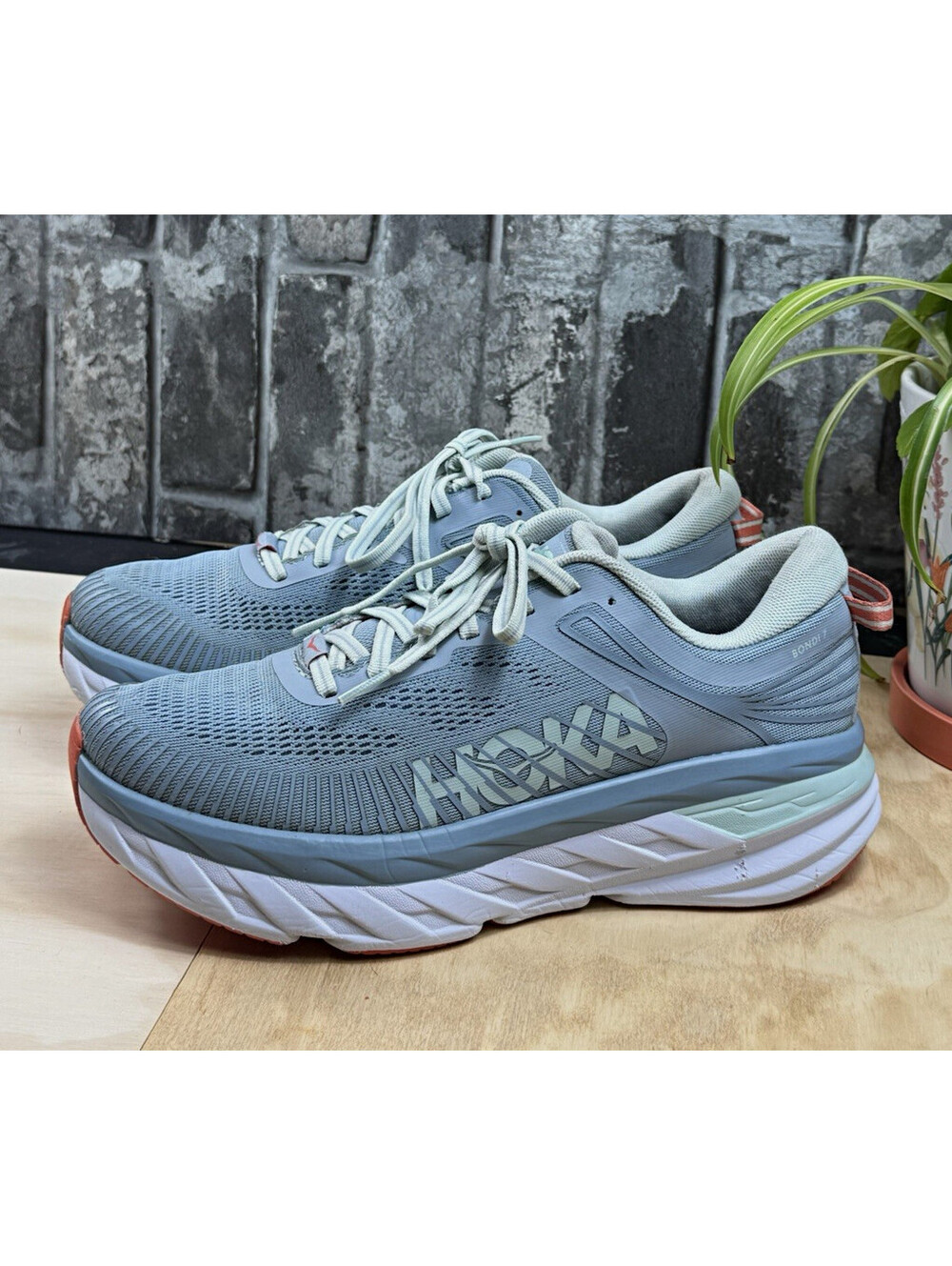 HOKA ONE ONE Bondi 7 Blue Fog/Blue Glass Low Top Lace-Up Men's Sneaker